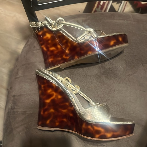 Vintage Dior gold Tortoise colored wedge firm - Picture 12 of 16